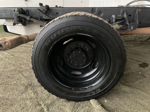 Used 2012 Ford F450 XL w/ PWR Equipment Group image 12