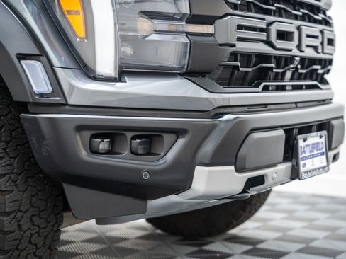 Used 2025 Ford F150 Raptor AWD/4WD image 16