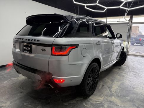 Used 2018 Land Rover Range Rover Sport HSE Dynamic image 5