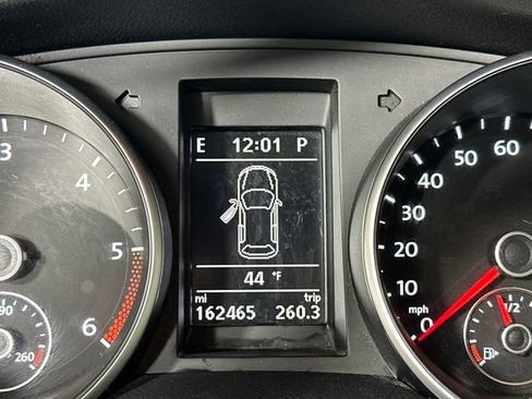 Used 2014 Volkswagen Golf TDI image 18