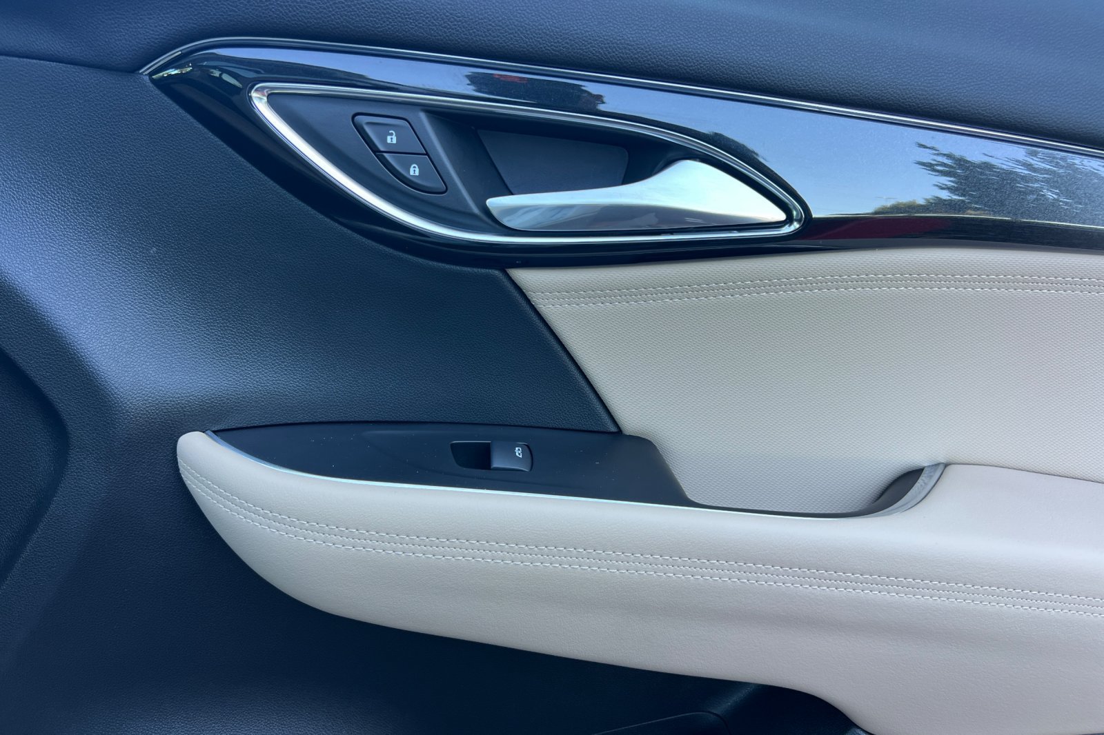 Used 2026 Buick Envision Preferred AWD/4WD image 21