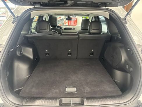 Used 2021 Jeep Cherokee Latitude Plus w/ Sun & Sound Group AWD/4WD image 12