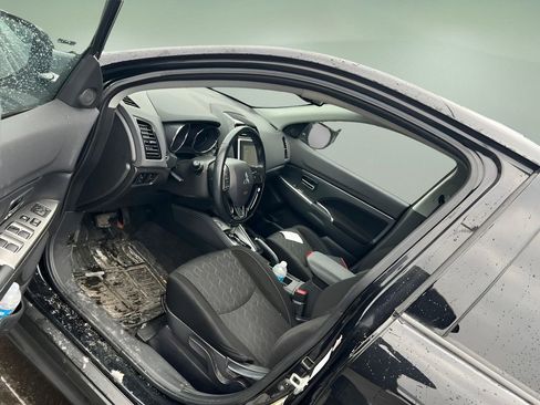 Used 2021 Mitsubishi Outlander Sport SE image 19