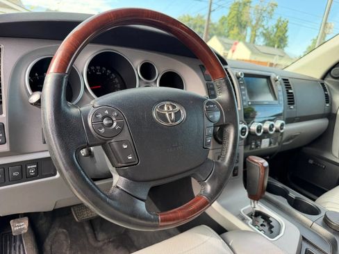 Used 2013 Toyota Sequoia Platinum RWD image 11