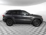 Used 2021 Jeep Grand Cherokee Trailhawk image 4