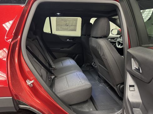 New 2026 Chevrolet Equinox LT w/ LPO, Floor Liner Package AWD/4WD image 13