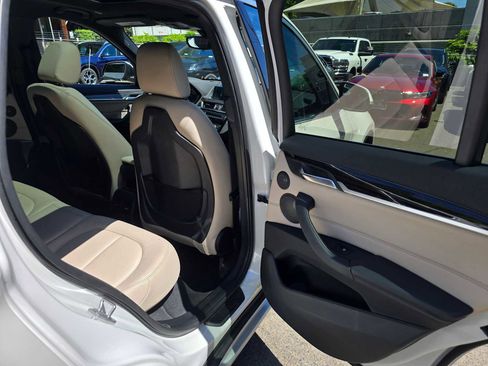 Used 2018 BMW X1 xDrive28i AWD/4WD image 13