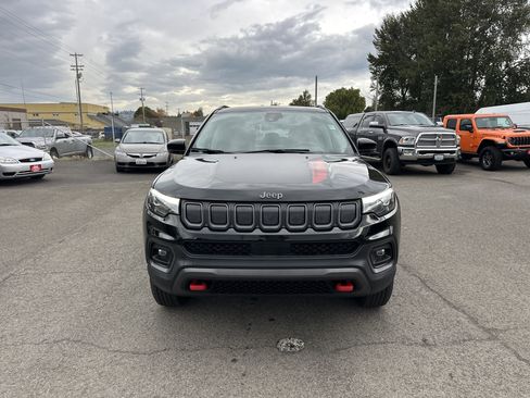 Used 2022 Jeep Compass Trailhawk w/ Trailhawk Elite Group image 8