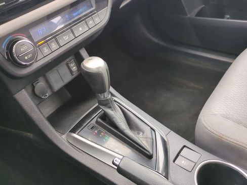 Used 2016 Toyota Corolla LE image 29