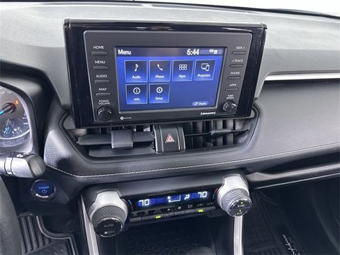 Used 2022 Toyota RAV4 XLE image 14