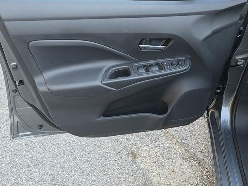 New 2025 Nissan Versa SV w/ Trunk Package image 24