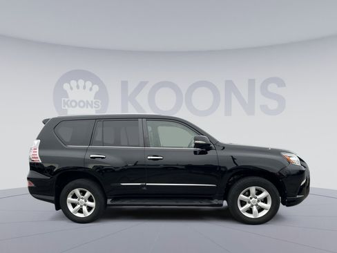 Used 2018 Lexus GX 460 w/ Preferred Accessory Package AWD/4WD image 17