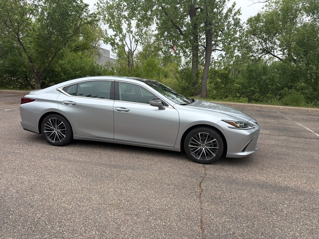 Certified 2023 Lexus ES 350 w/ Premium Package FWD image 13