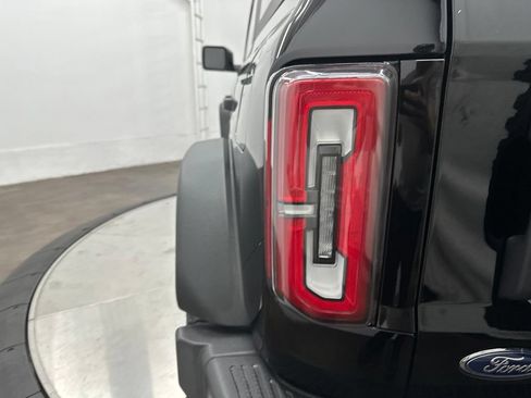 Used 2024 Ford Bronco Everglades AWD/4WD image 12