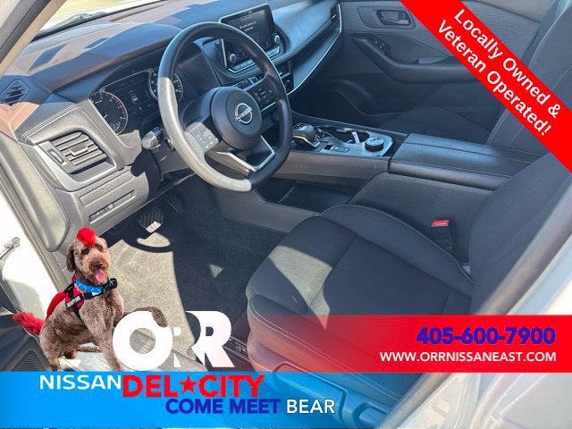 Used 2023 Nissan Rogue S AWD/4WD image 13