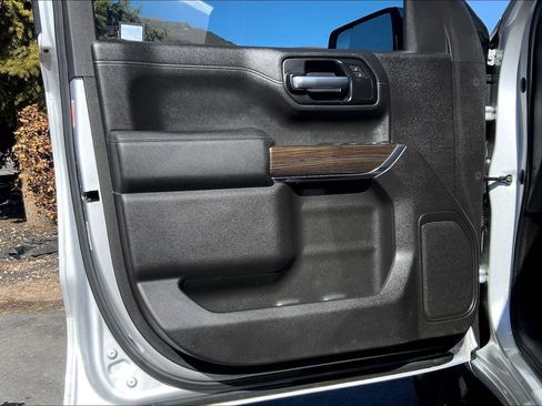 Used 2019 Chevrolet Silverado 1500 LT w/ All-Star Edition image 22