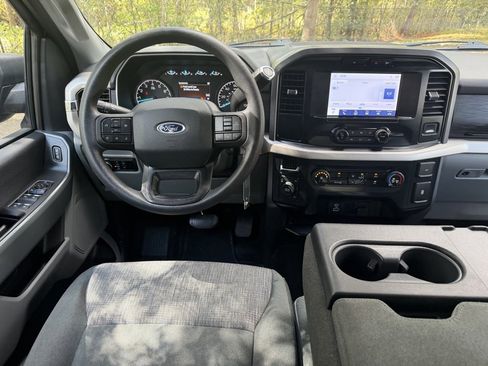 Used 2023 Ford F150 XLT image 14