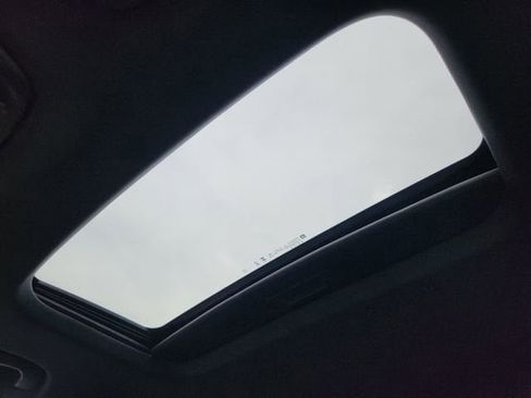 New 2026 Chevrolet Trax RS w/ Sunroof Package image 21