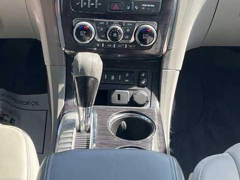 Used 2016 Buick Enclave Leather FWD image 17