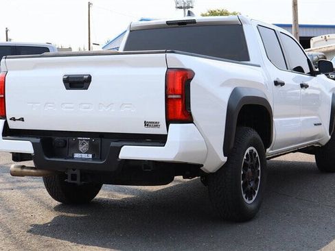 Used 2024 Toyota Tacoma TRD Off-Road AWD/4WD image 5