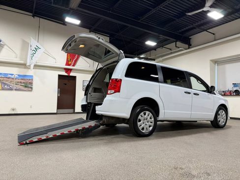 Used 2019 Dodge Grand Caravan SE FWD image 55