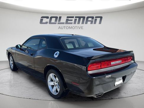 Used 2013 Dodge Challenger R/T Plus image 3