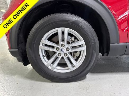 Used 2022 Ford Explorer XLT w/ Equipment Group 202A AWD/4WD image 9