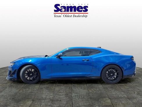 Used 2017 Chevrolet Camaro ZL1 RWD image 6