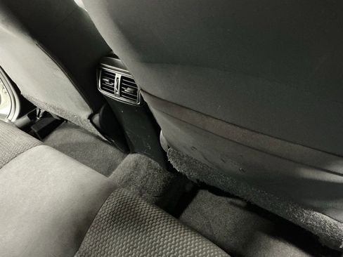 Used 2019 Nissan Rogue Sport S image 19