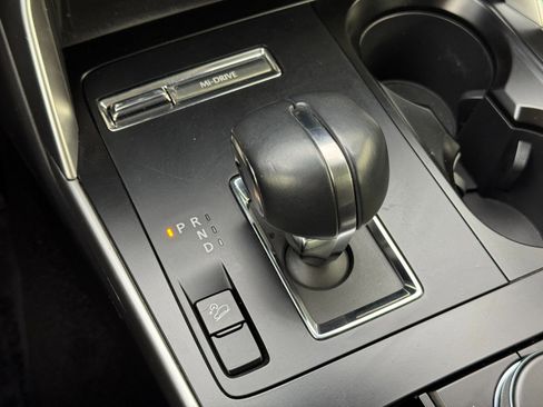 Used 2024 MAZDA CX-90 3.3 Turbo w/ Select Package image 27