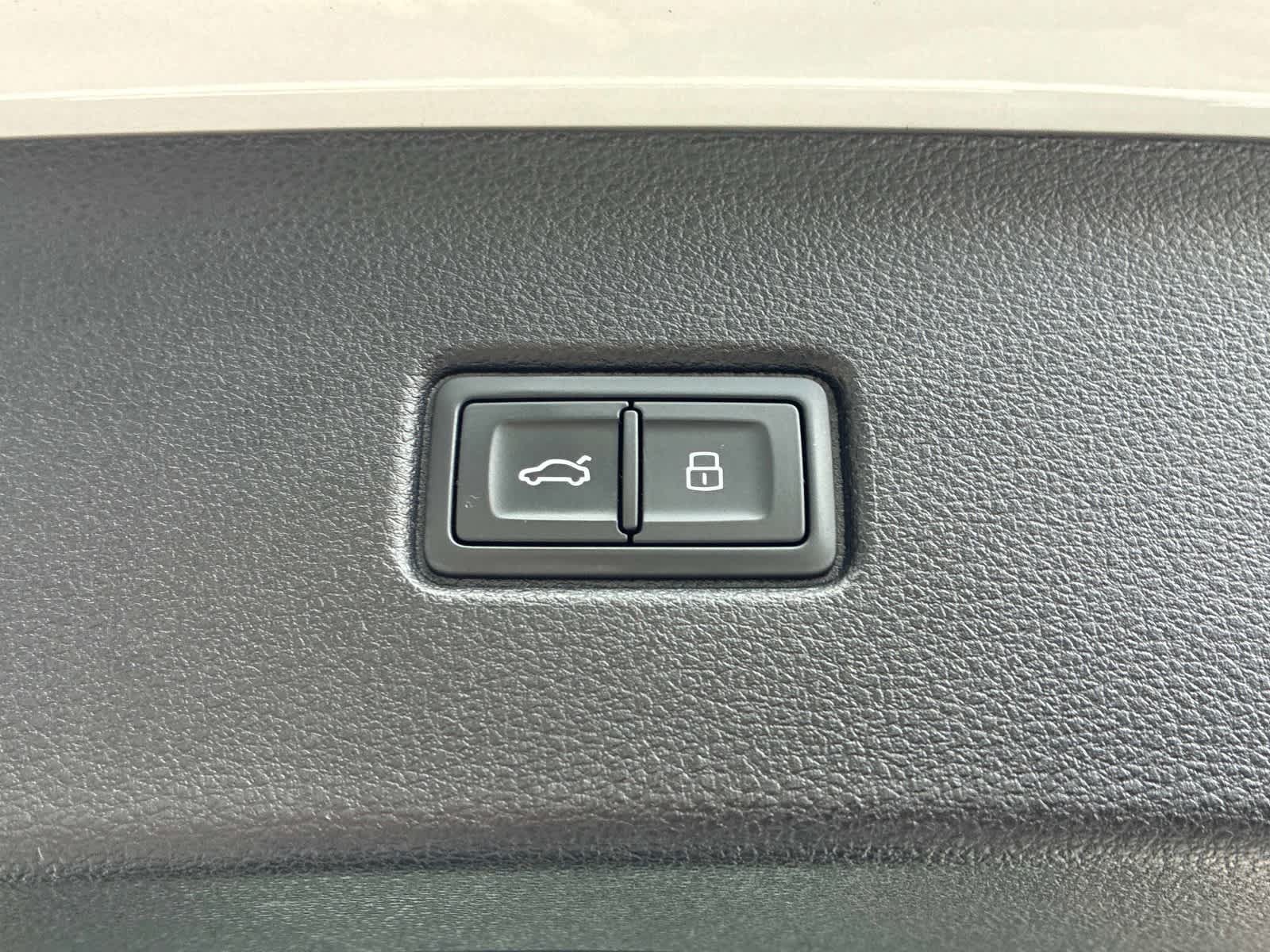 Used 2022 Audi Q5 2.0T Premium Plus AWD/4WD image 14