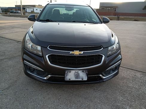 Used 2016 Chevrolet Cruze LT w/ Sun, Sound and Sport Package image 9