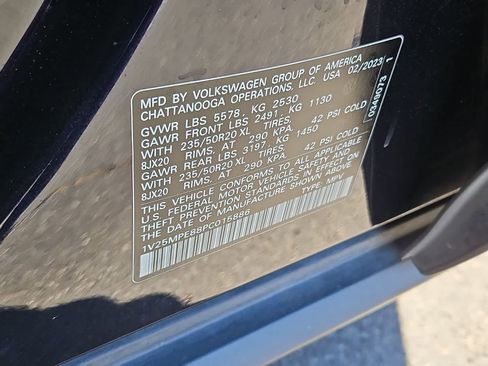 Used 2023 Volkswagen ID.4 S image 34