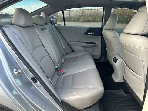 Used 2016 Honda Accord EX-L image 13