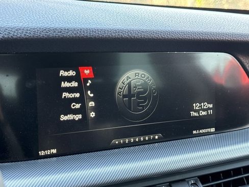 Used 2018 Alfa Romeo Stelvio Sport w/ Quick Order Package 22J Sport image 24