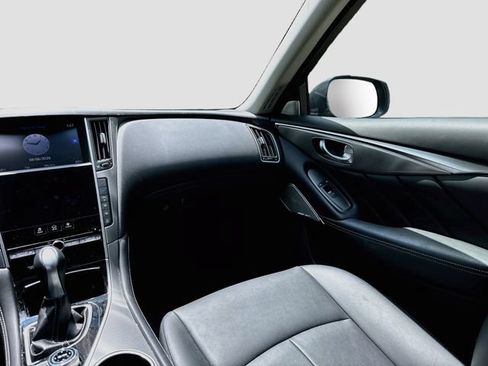 Used 2017 INFINITI Q50 3.0t Premium AWD/4WD image 28