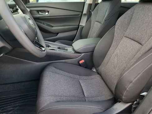 New 2025 Honda Accord SE image 17