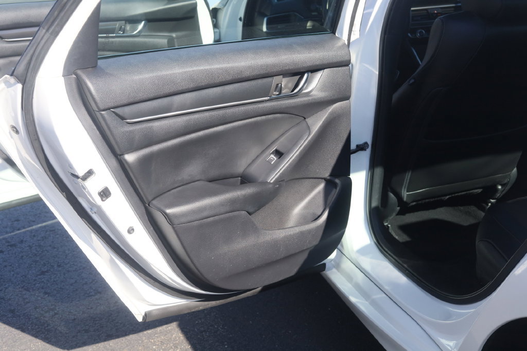 Used 2019 Honda Accord Sport image 27