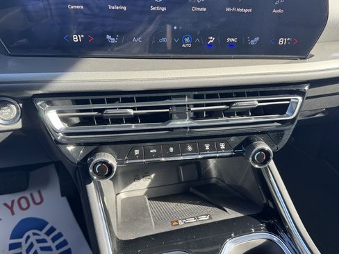 New 2026 Chevrolet Traverse LT image 19