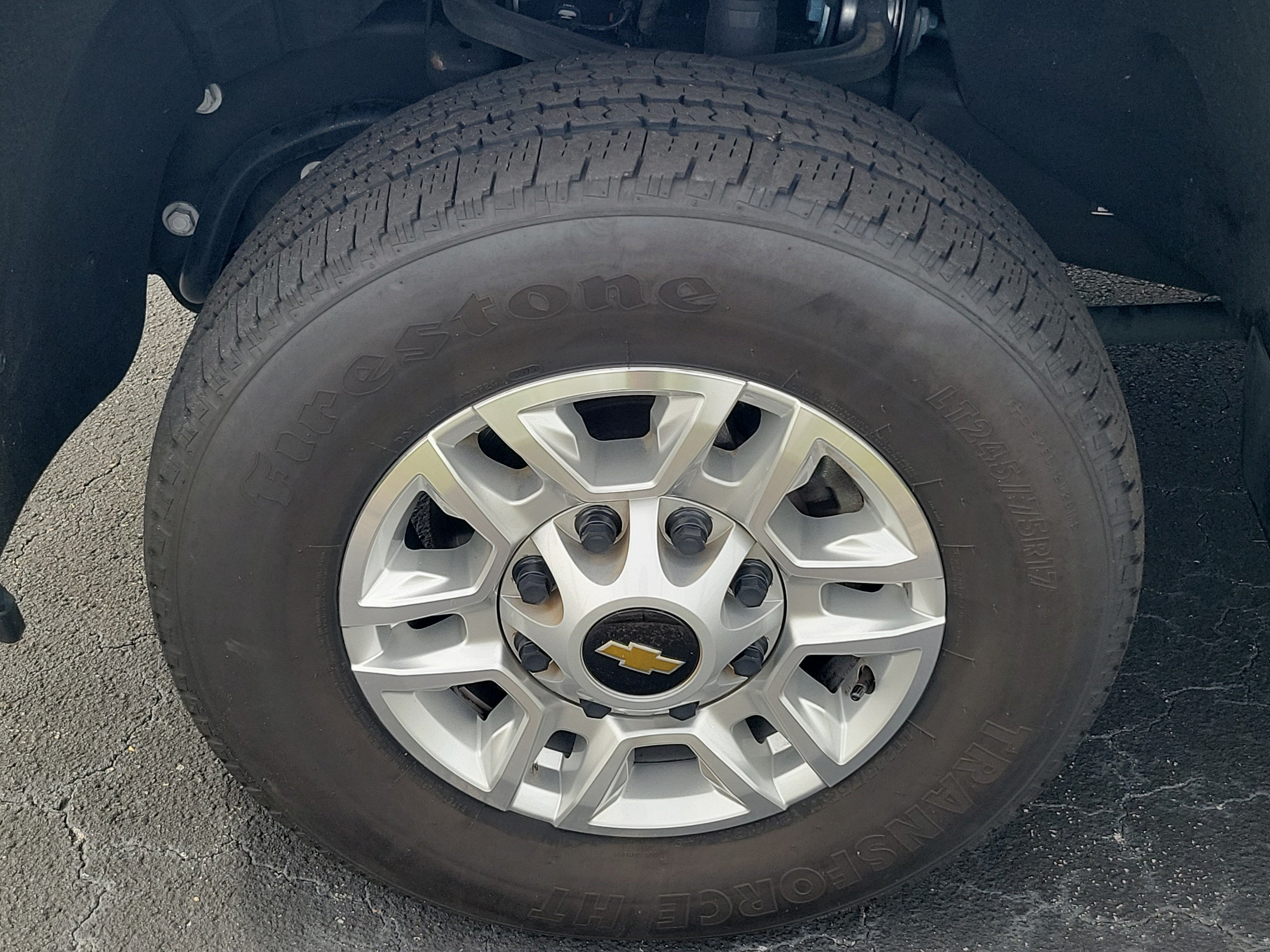 Used 2026 Chevrolet Silverado 2500 LT AWD/4WD image 9