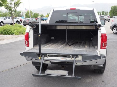 Used 2016 Ford F150 Lariat w/ Equipment Group 502A Luxury AWD/4WD image 18
