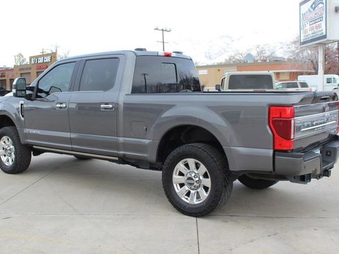 Used 2021 Ford F250 Platinum w/ FX4 Off-Road Package image 12