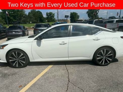 Used 2022 Nissan Altima 2.5 SR FWD image 5