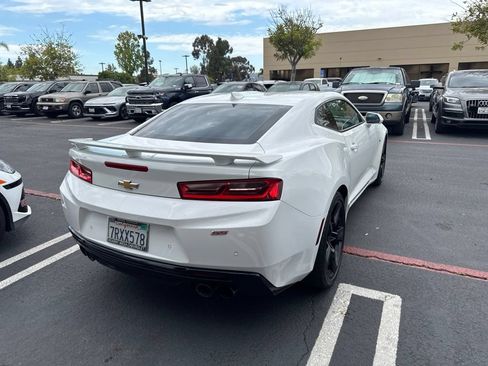 Used 2016 Chevrolet Camaro SS RWD image 3