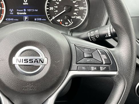 Used 2022 Nissan Altima 2.5 SV image 14