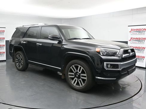 Used 2014 Toyota 4Runner Limited image 2