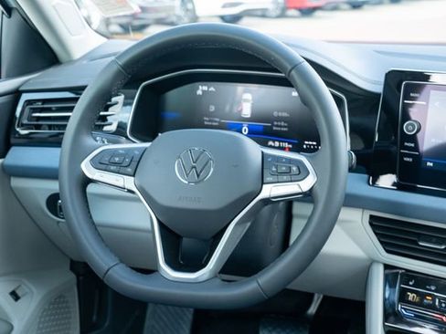 New 2026 Volkswagen Jetta SE image 31