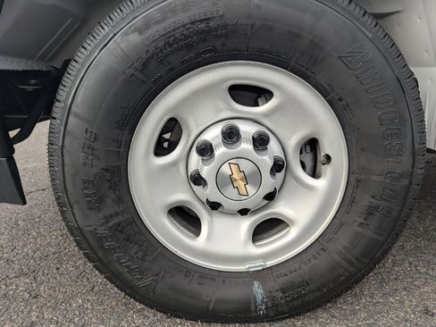 New 2025 Chevrolet Express 2500 w/ Driver Convenience Package image 19