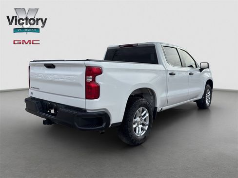 Used 2025 Chevrolet Silverado 1500 W/T w/ Z71 Off-Road Package image 12