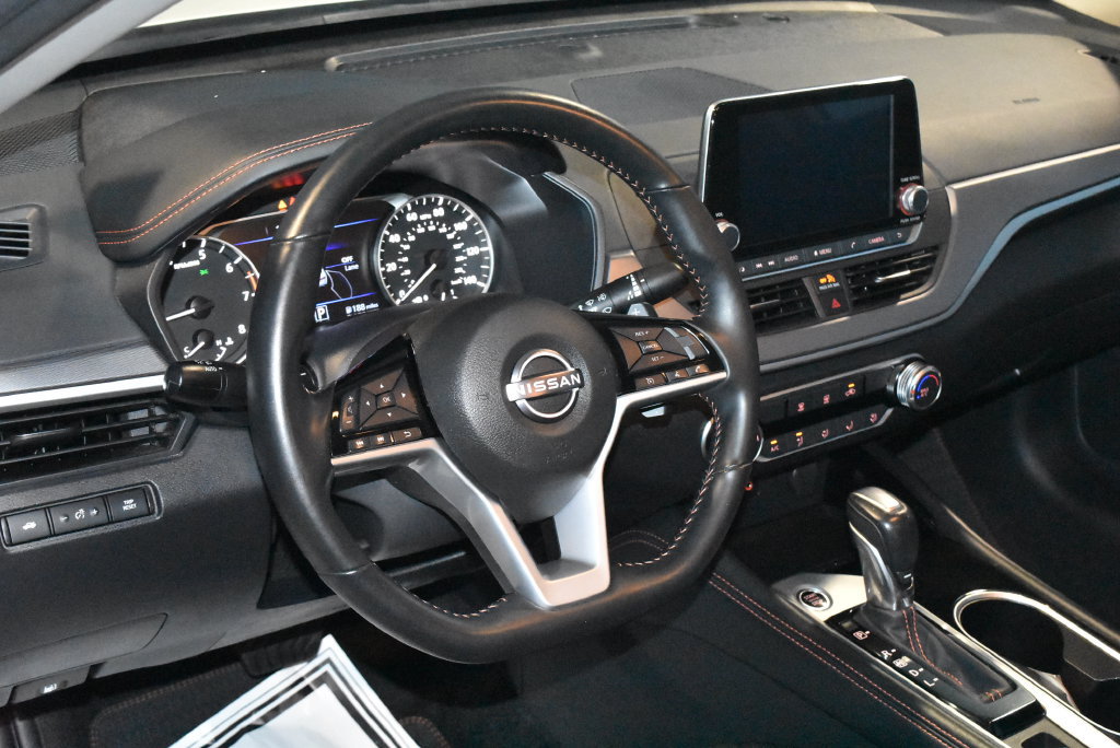 Certified 2025 Nissan Altima 2.5 SR AWD/4WD image 2